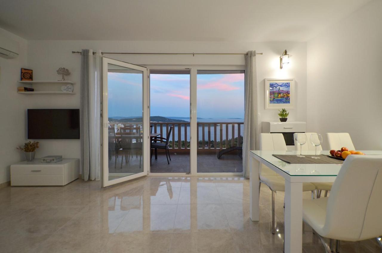 Apartment Elza โตรกีร์ ภายนอก รูปภาพ
