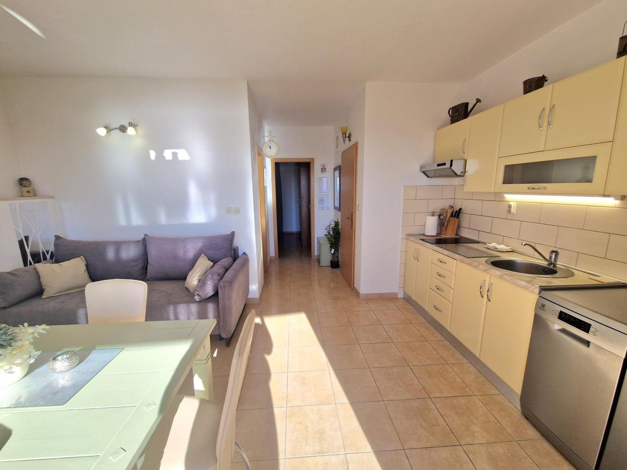 Apartment Elza โตรกีร์ ภายนอก รูปภาพ