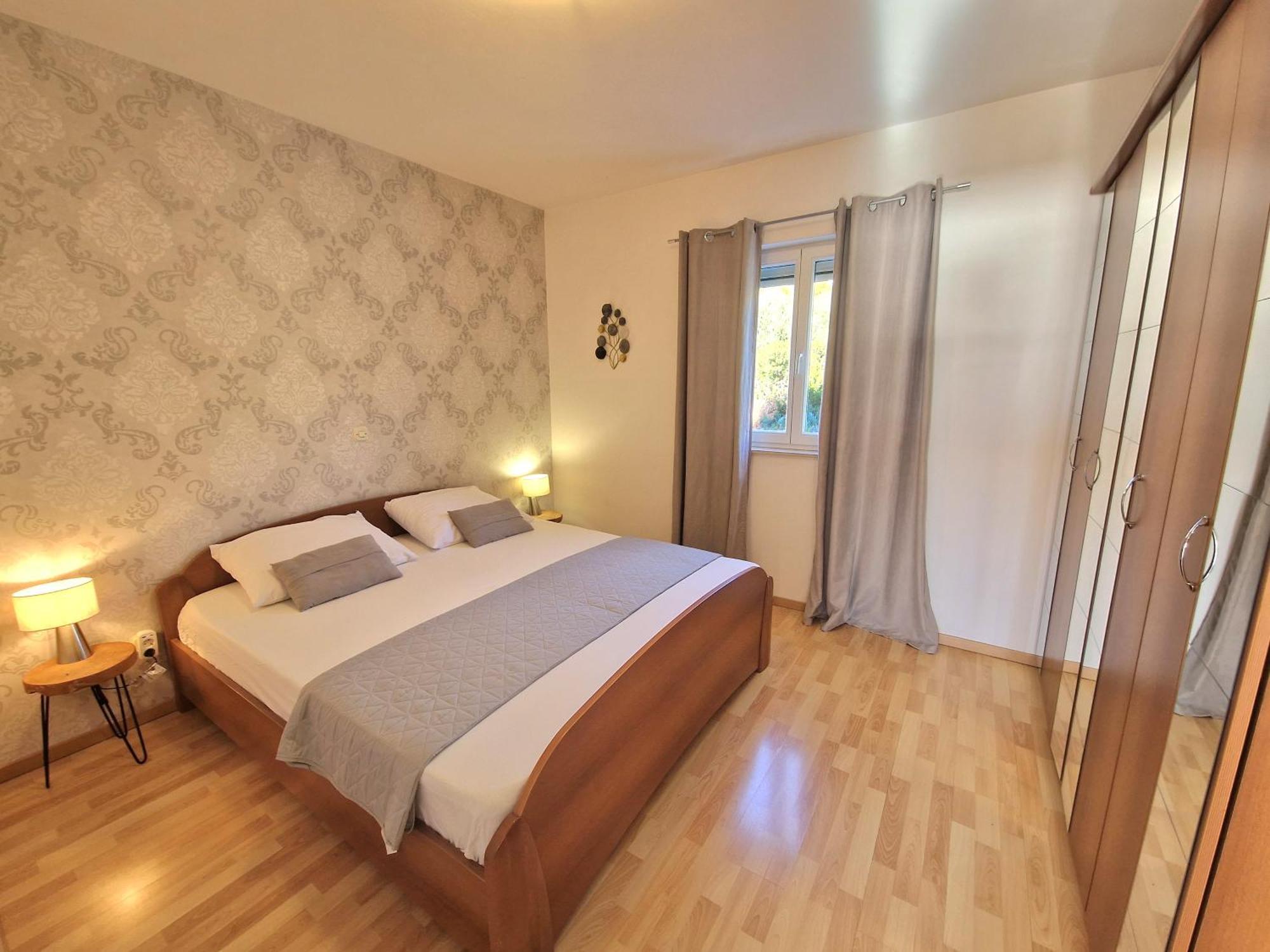 Apartment Elza โตรกีร์ ภายนอก รูปภาพ