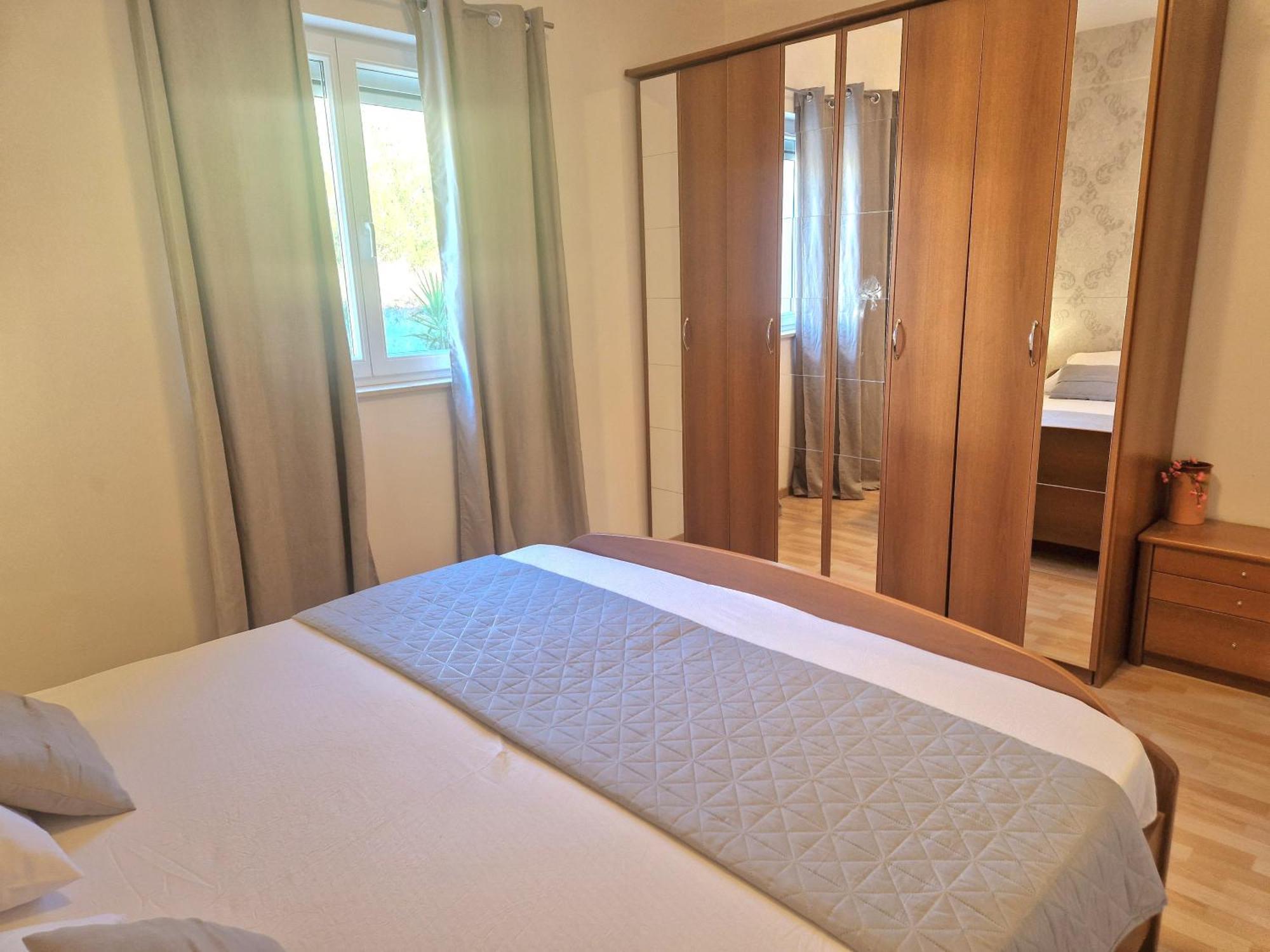 Apartment Elza โตรกีร์ ภายนอก รูปภาพ