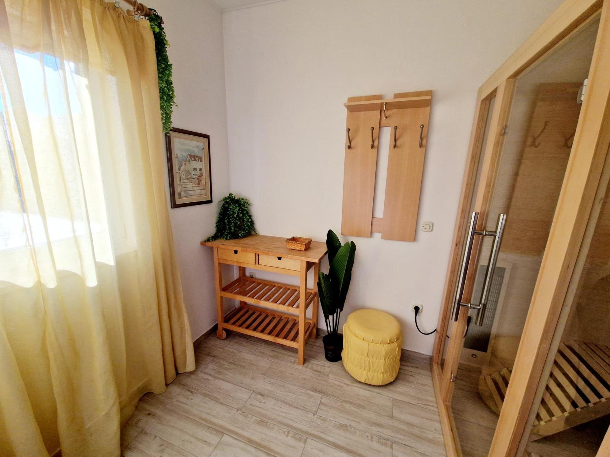 Apartment Elza โตรกีร์ ภายนอก รูปภาพ
